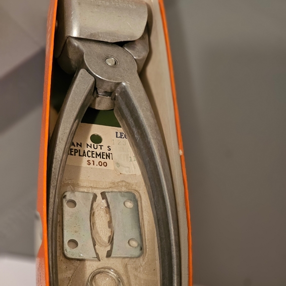 Nut Cracker Collectable - Picture 2 of 6